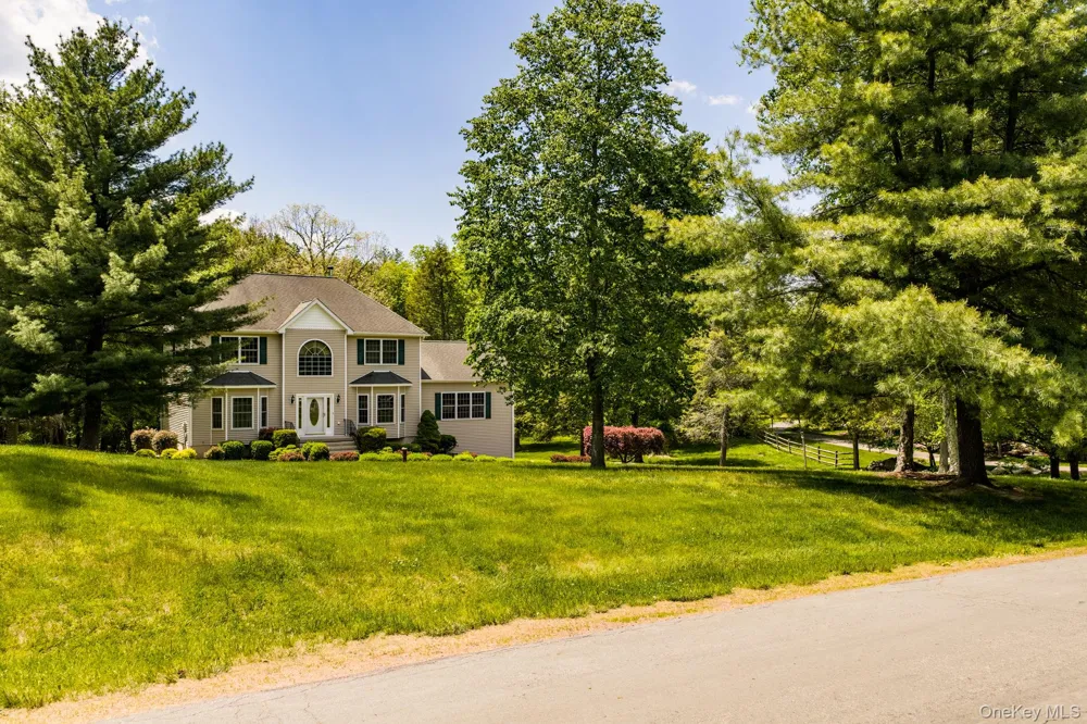 41 Philip Drive Montgomery, NY 12549