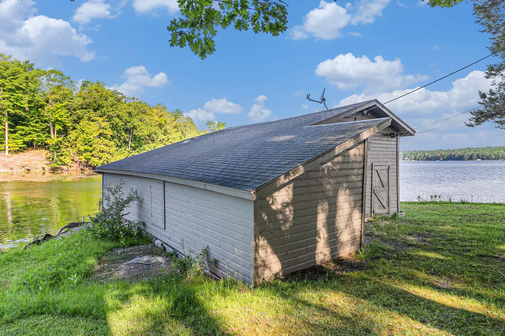6253 Loggers Lane Hamlin Township, MI 49431
