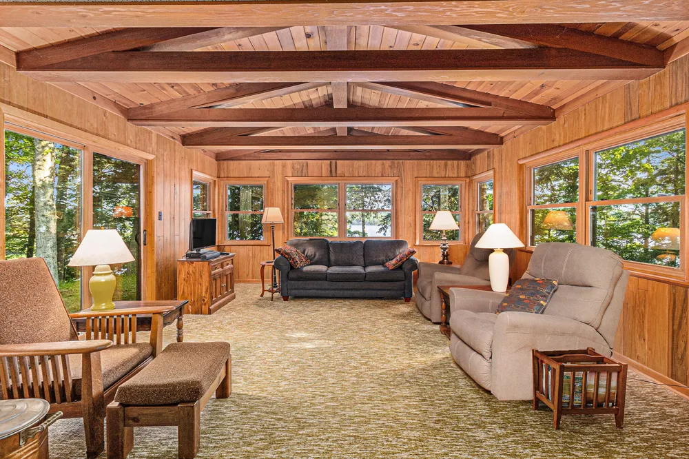 6253 Loggers Lane Hamlin Township, MI 49431