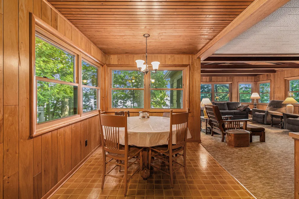 6253 Loggers Lane Hamlin Township, MI 49431