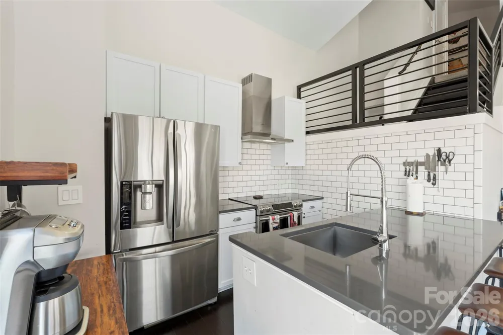 115 E Park Avenue ##401 Charlotte, NC 28203