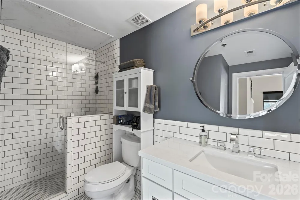 115 E Park Avenue ##401 Charlotte, NC 28203