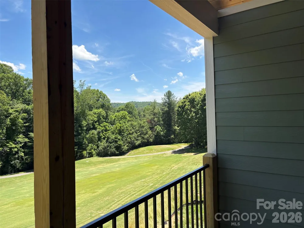 148 Triple Fairways Drive Hendersonville, NC 28739