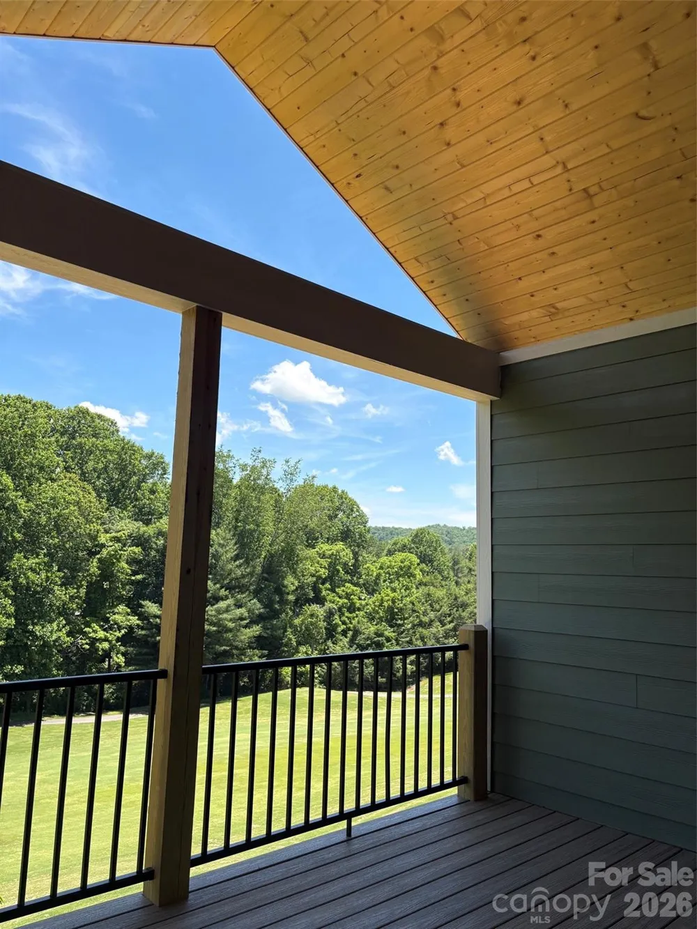 148 Triple Fairways Drive Hendersonville, NC 28739