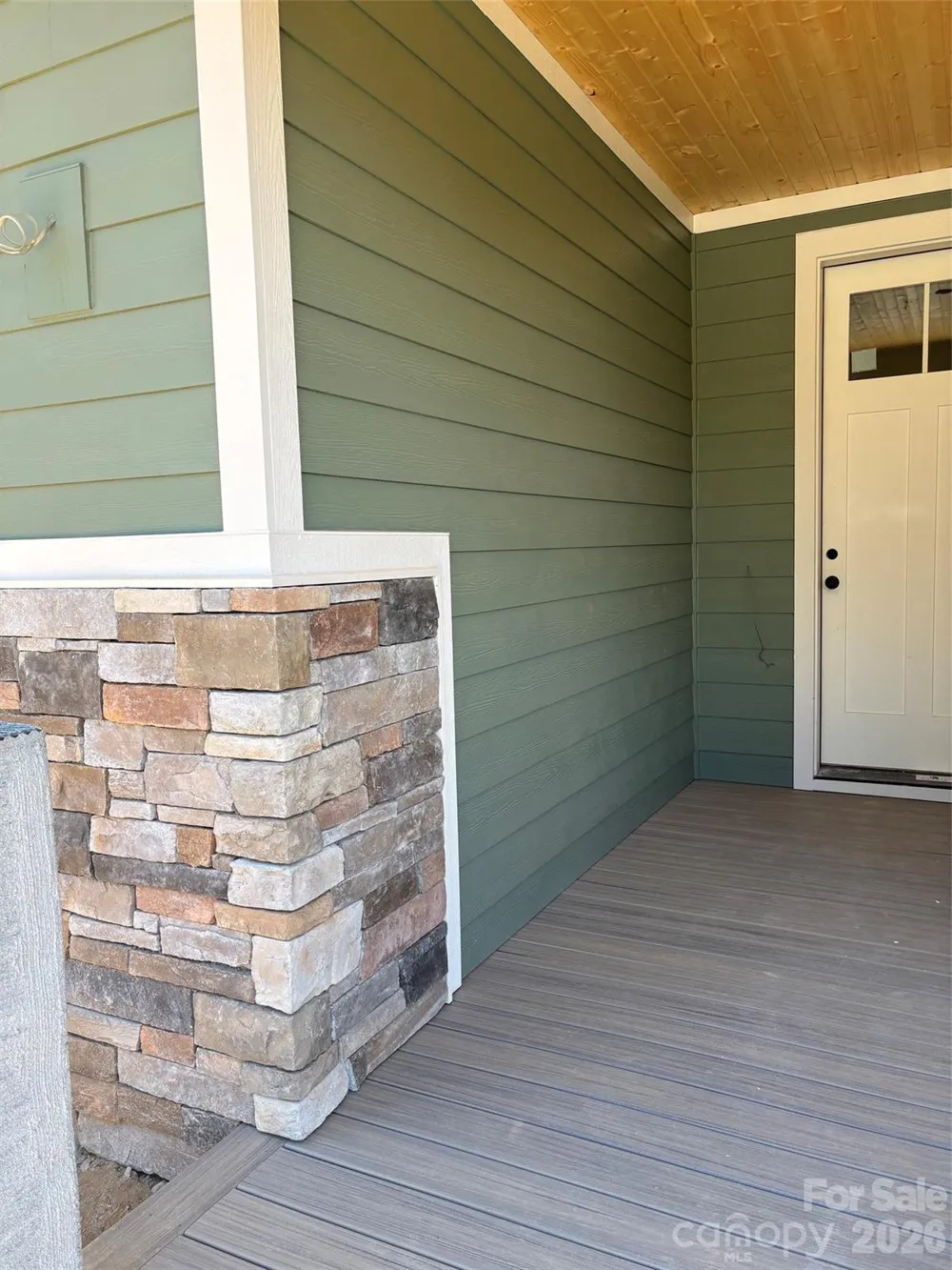 148 Triple Fairways Drive Hendersonville, NC 28739