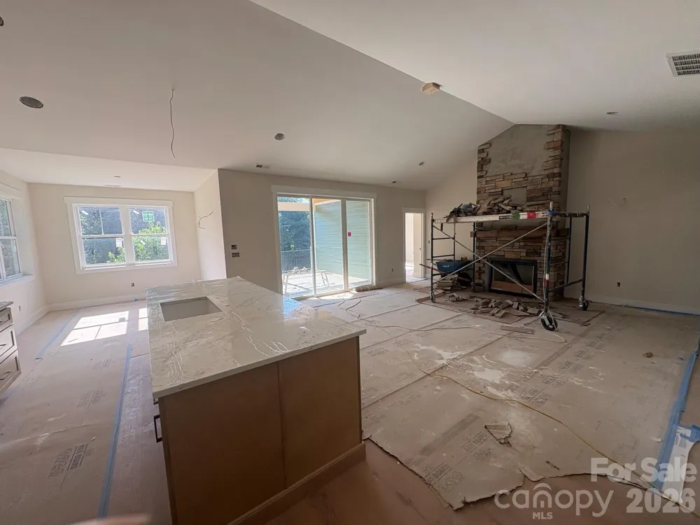 148 Triple Fairways Drive Hendersonville, NC 28739