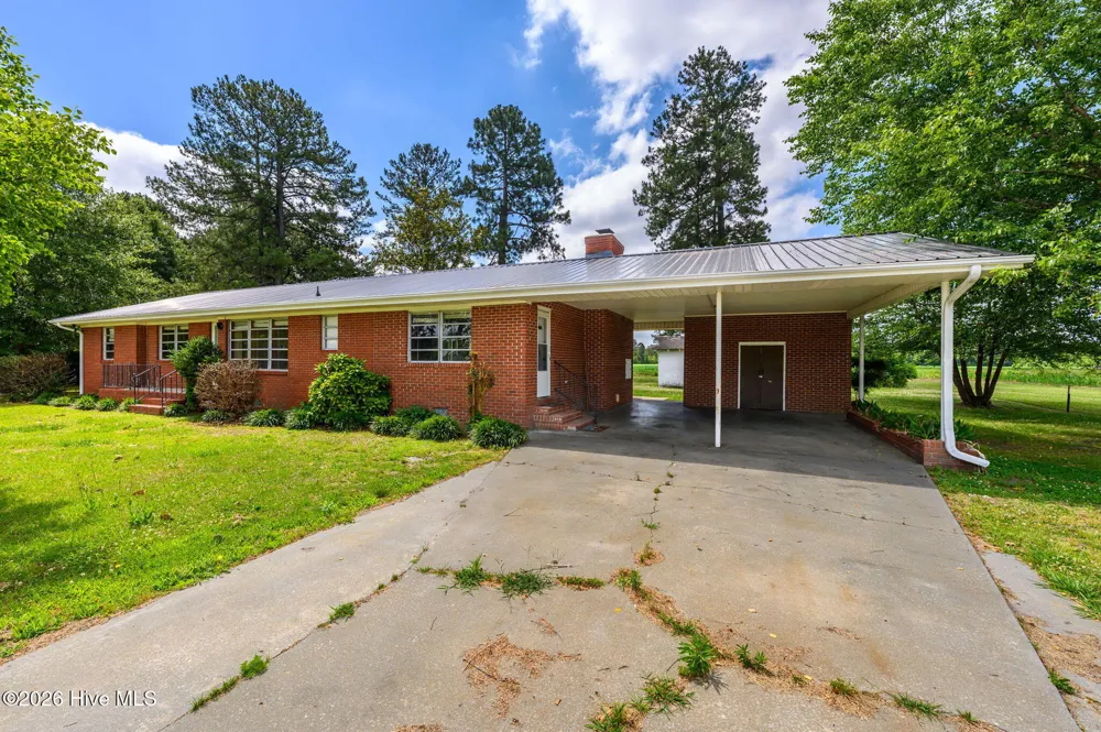 1273 Roseland Road Chadbourn, NC 28431