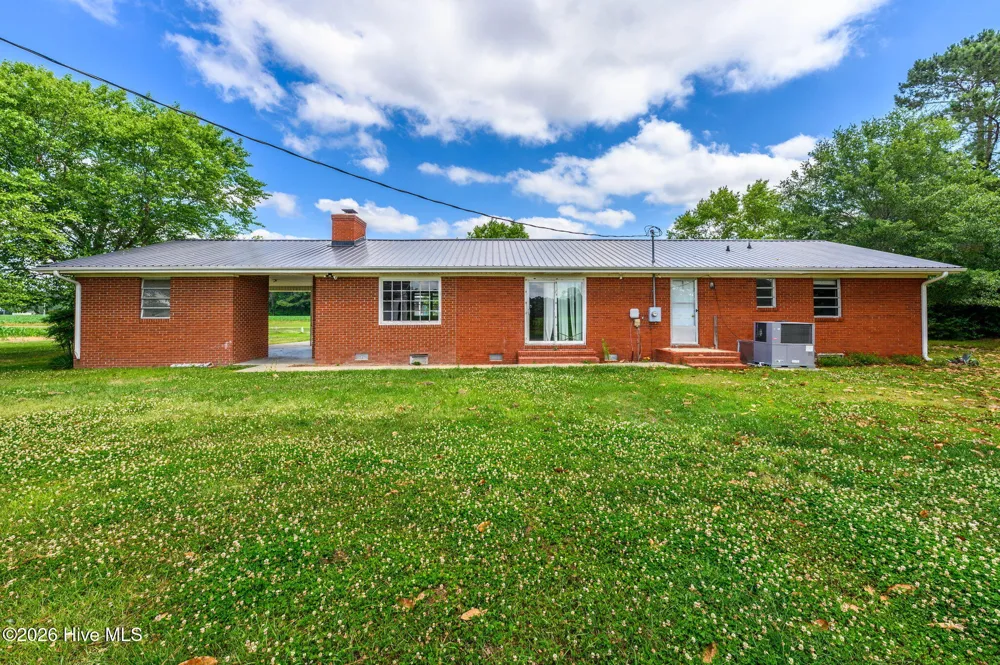 1273 Roseland Road Chadbourn, NC 28431