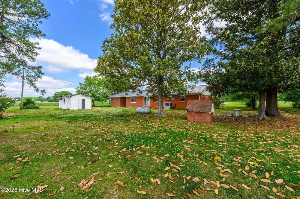 1273 Roseland Road Chadbourn, NC 28431