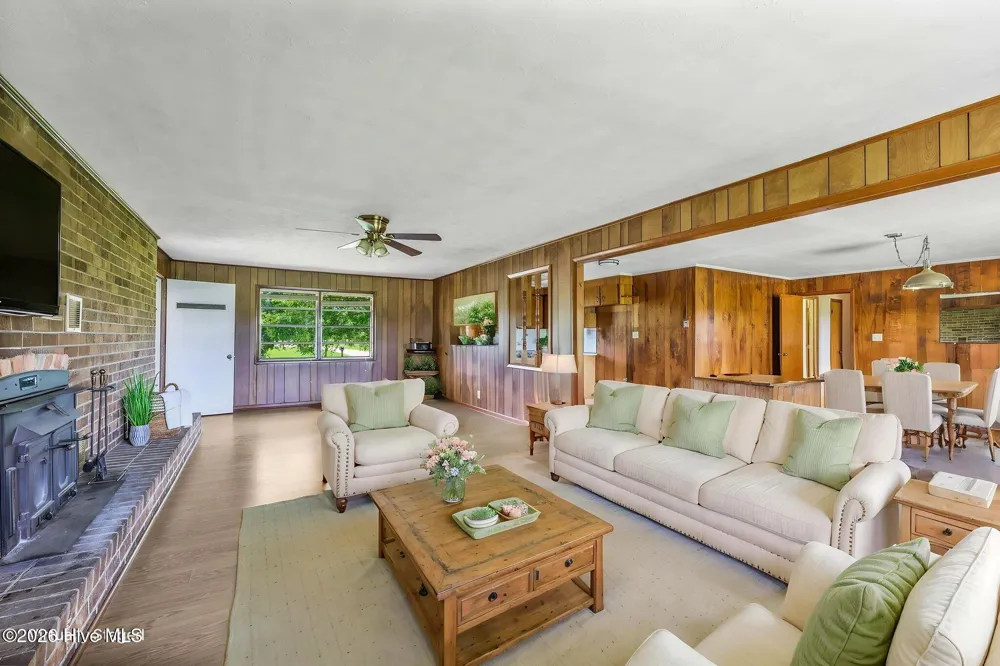 1273 Roseland Road Chadbourn, NC 28431