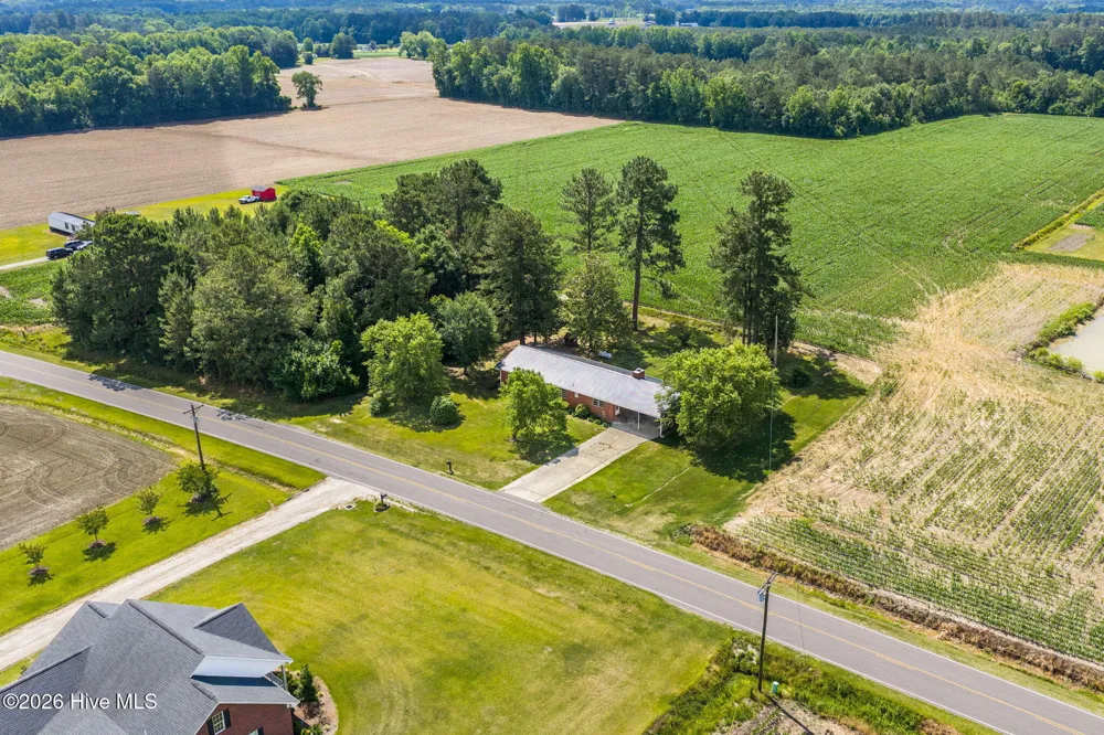 1273 Roseland Road Chadbourn, NC 28431