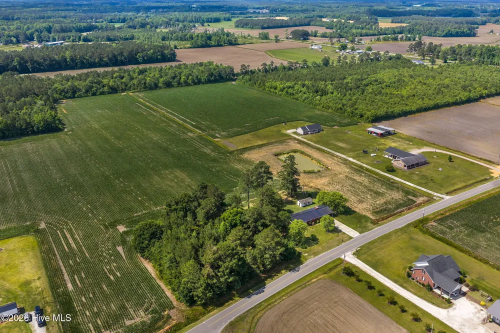 1273 Roseland Road Chadbourn, NC 28431