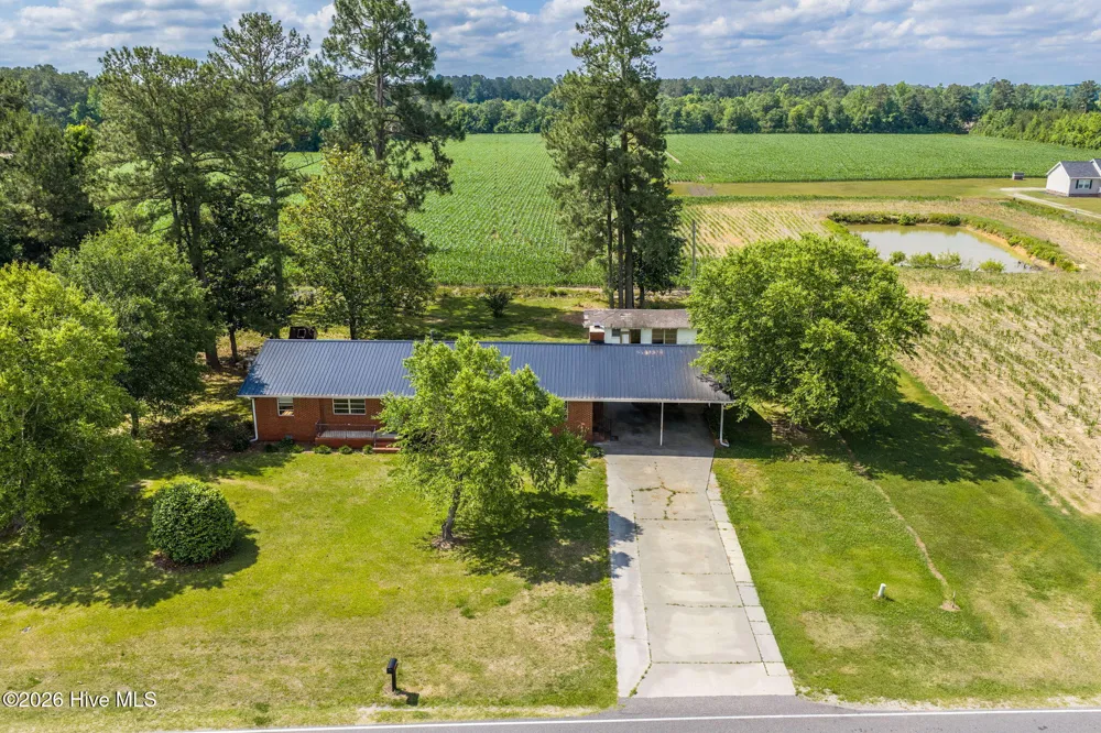 1273 Roseland Road Chadbourn, NC 28431