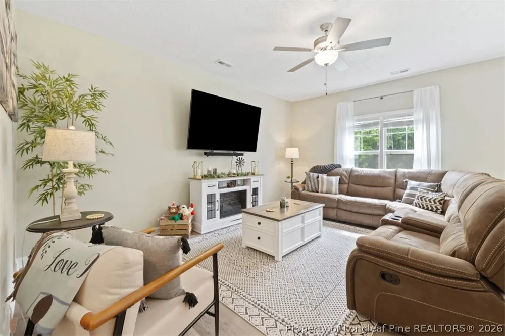 5512 Tolarsville Road St Pauls, NC 28384