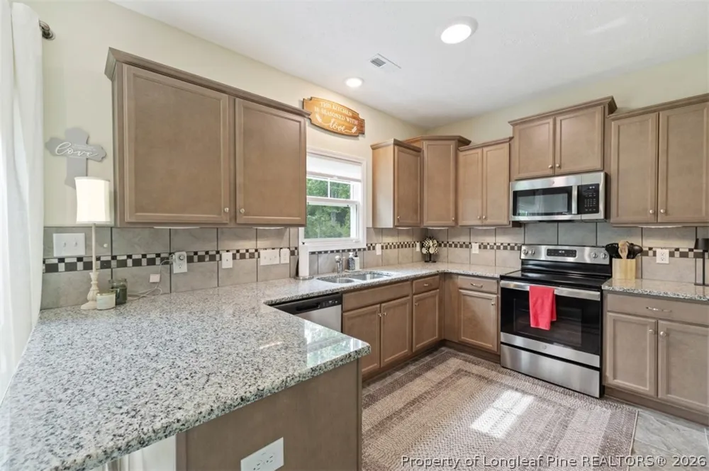 5512 Tolarsville Road St Pauls, NC 28384