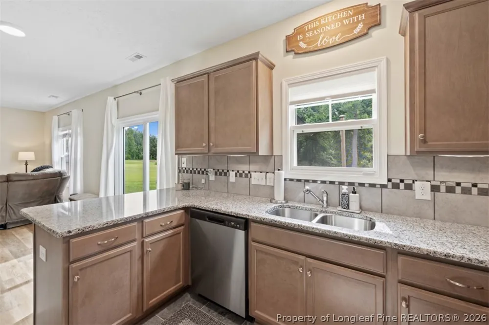 5512 Tolarsville Road St Pauls, NC 28384