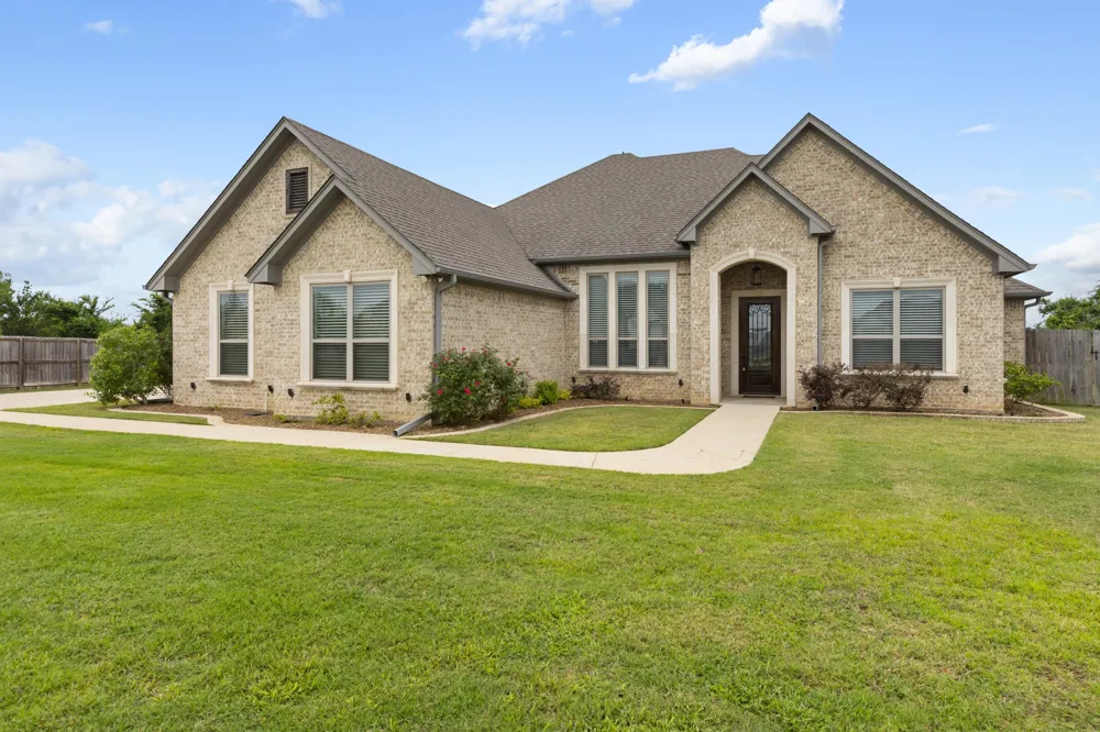 21553 Castle Rock Circle Bullard, TX 75758