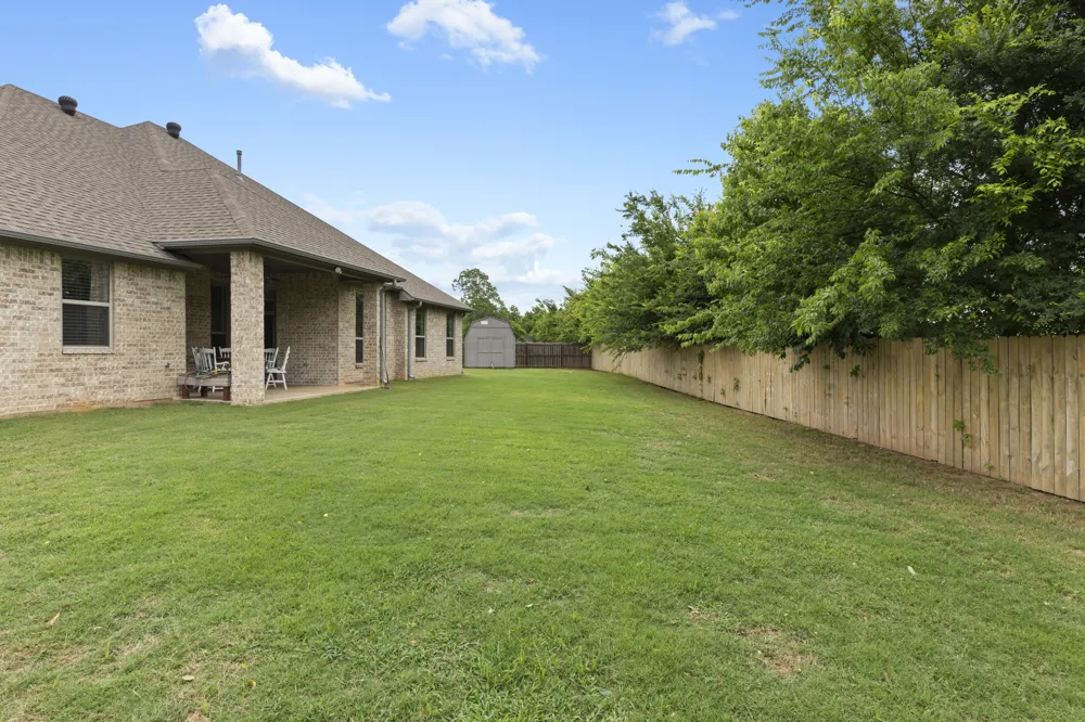 21553 Castle Rock Circle Bullard, TX 75758