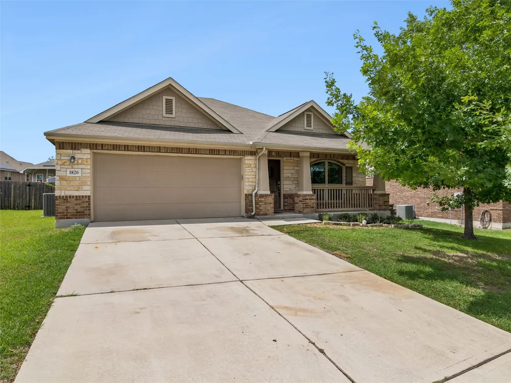 1820 Strawcove New Braunfels, TX 78130