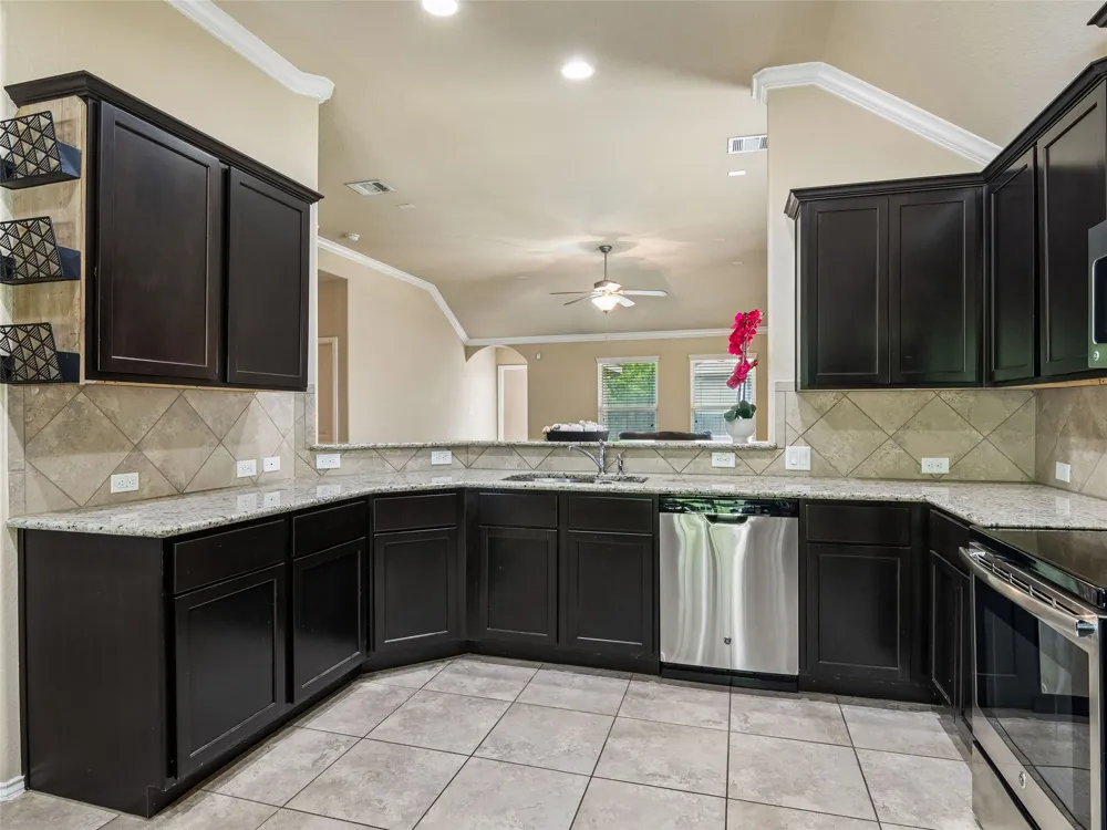 1820 Strawcove New Braunfels, TX 78130