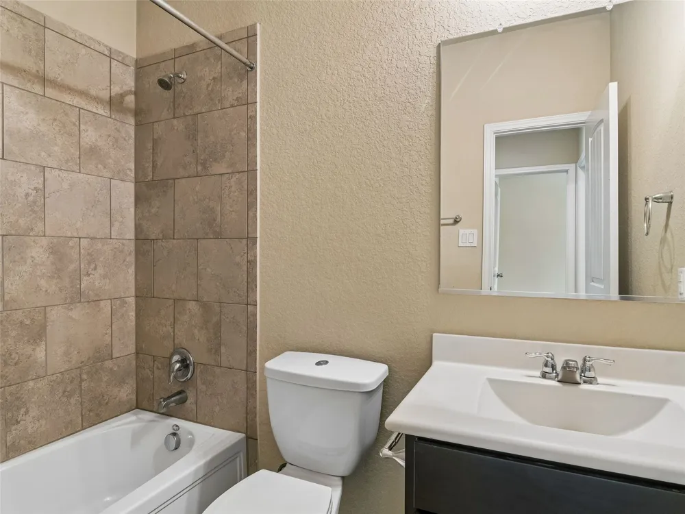 1820 Strawcove New Braunfels, TX 78130