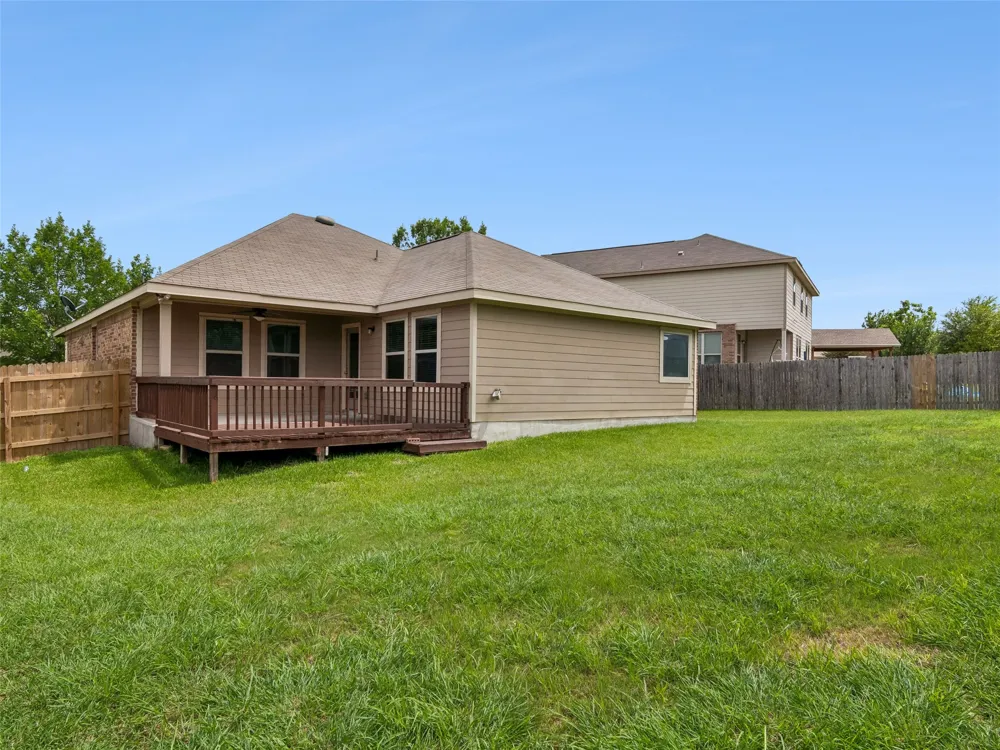 1820 Strawcove New Braunfels, TX 78130