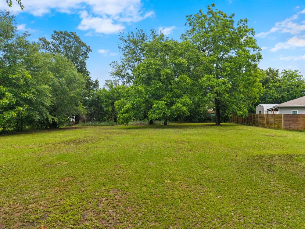 Spring Street Grand Saline, TX 75140
