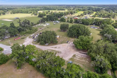 1751 E HIGHWAY 329
