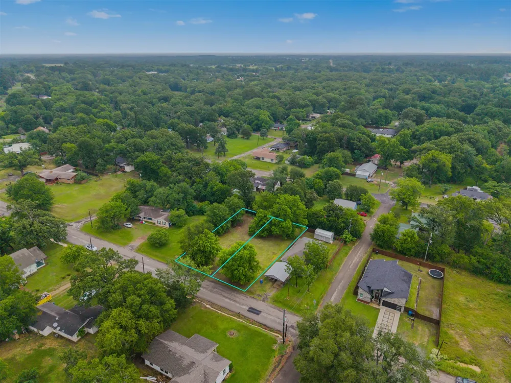 Spring Street Grand Saline, TX 75140