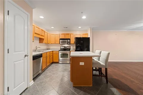 7100 W Friendly Avenue #105
