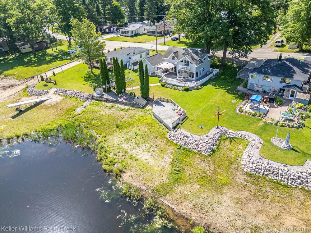 1379 Sioux Street Gladwin City, MI 48624