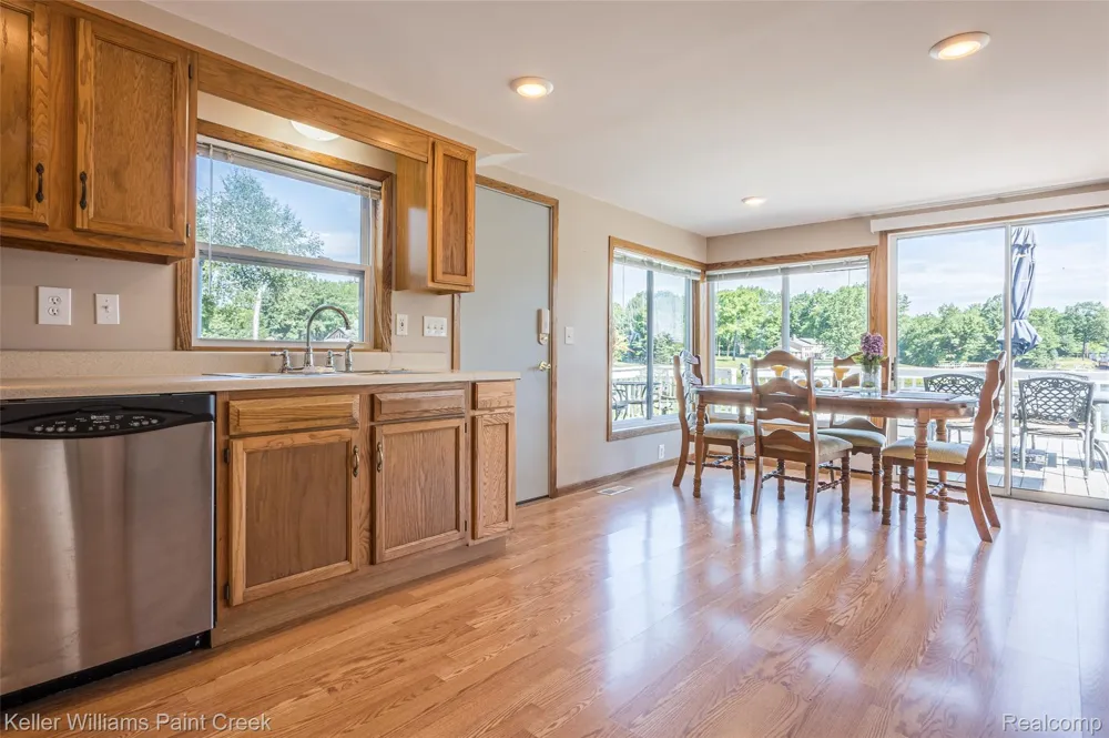 1379 Sioux Street Gladwin City, MI 48624
