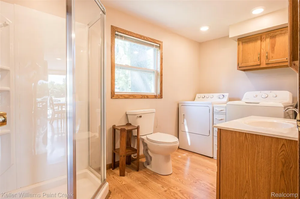 1379 Sioux Street Gladwin City, MI 48624
