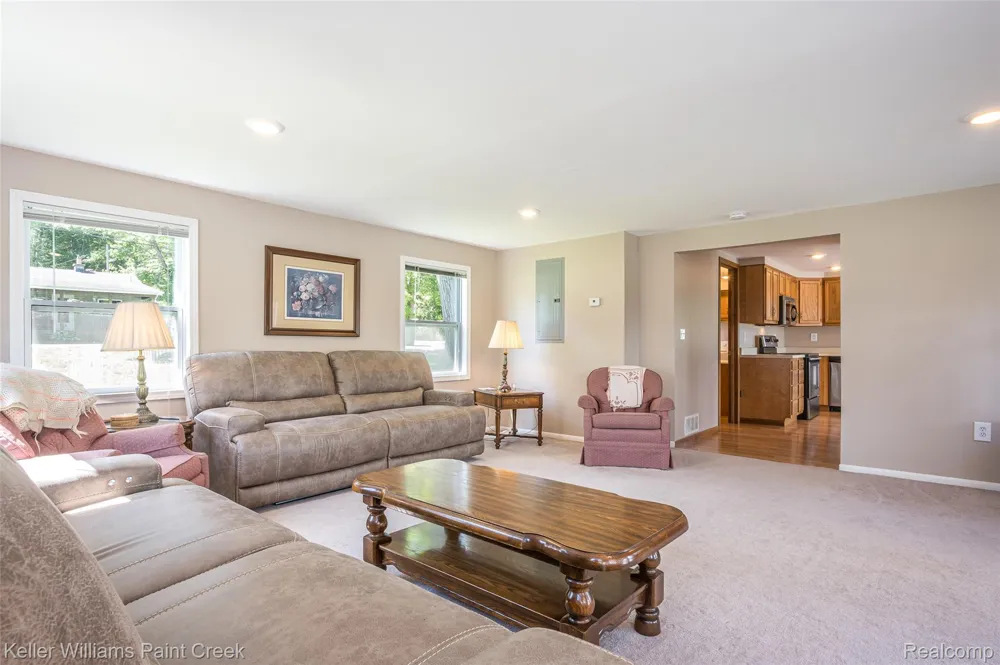 1379 Sioux Street Gladwin City, MI 48624
