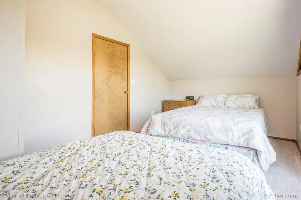 1379 Sioux Street Gladwin City, MI 48624