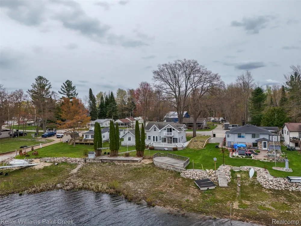 1379 Sioux Street Gladwin City, MI 48624