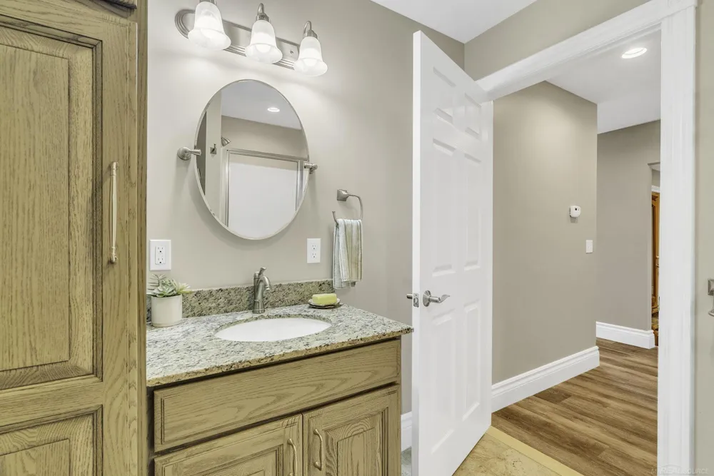 2950 W Hyde Road Washington Township, MI 48419