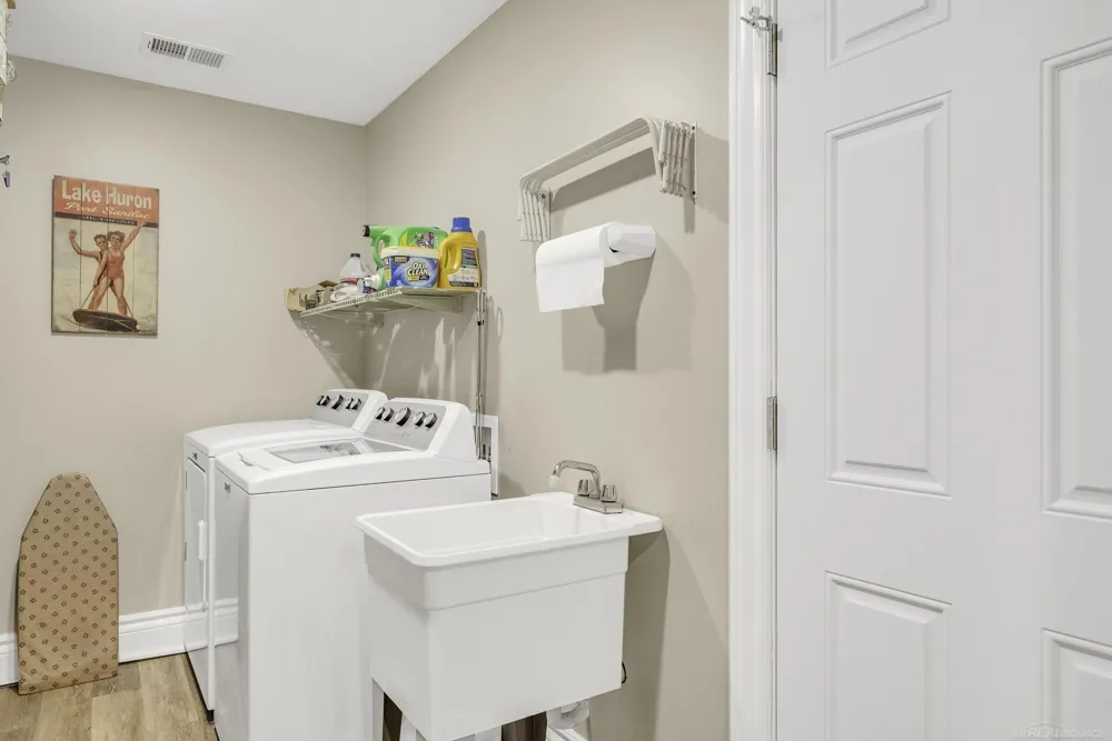 2950 W Hyde Road Washington Township, MI 48419
