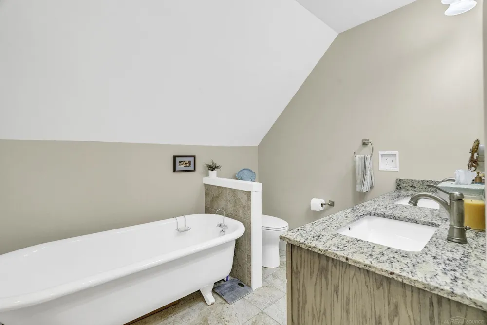 2950 W Hyde Road Washington Township, MI 48419