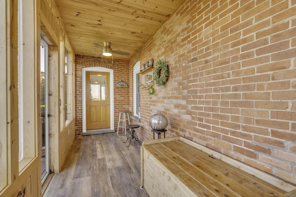 2950 W Hyde Road Washington Township, MI 48419