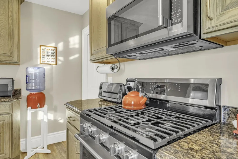 2950 W Hyde Road Washington Township, MI 48419