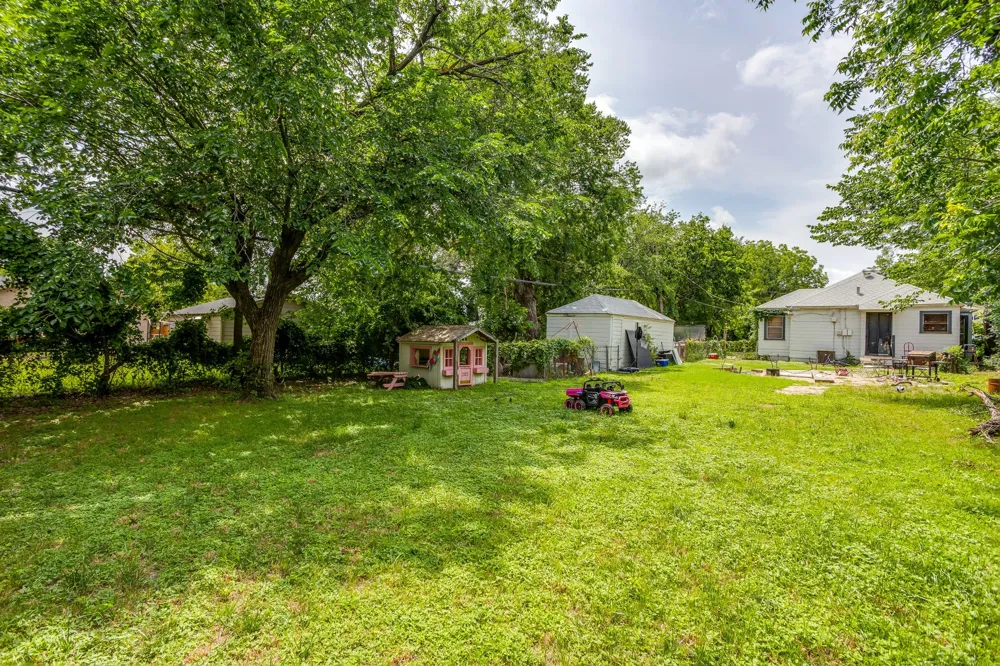 2529 Primrose Avenue Fort Worth, TX 76111