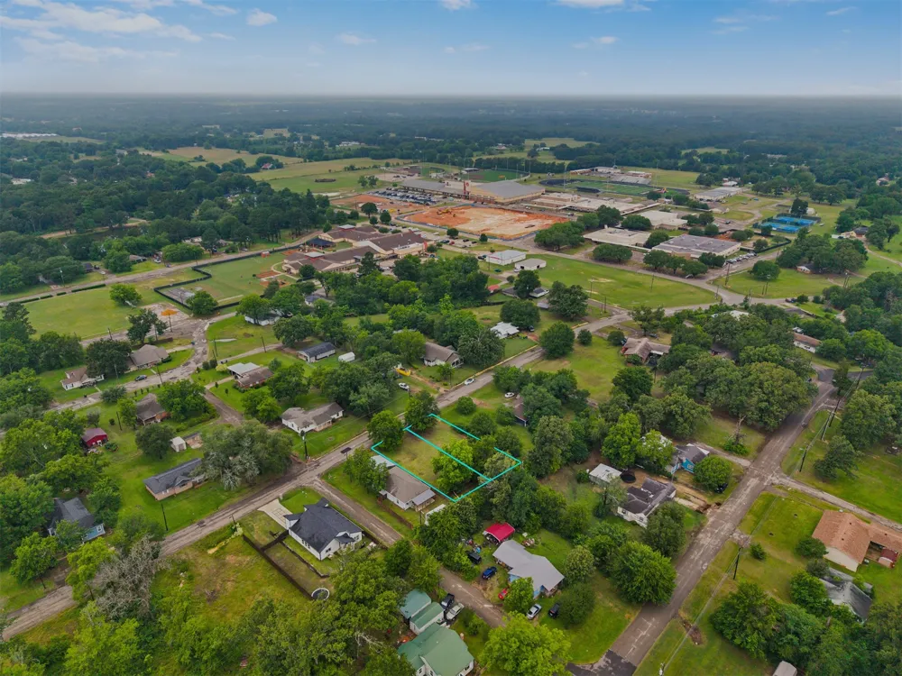 1004 Spring Street Grand Saline, TX 75140