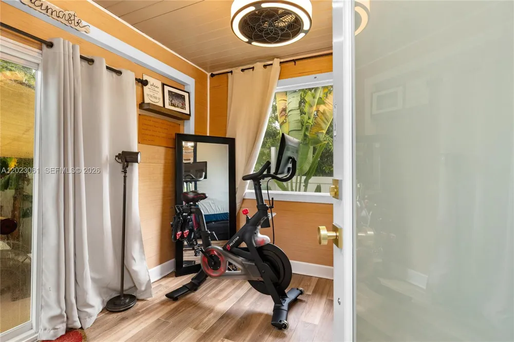 6520 SW 16th Ter West Miami, FL 33155