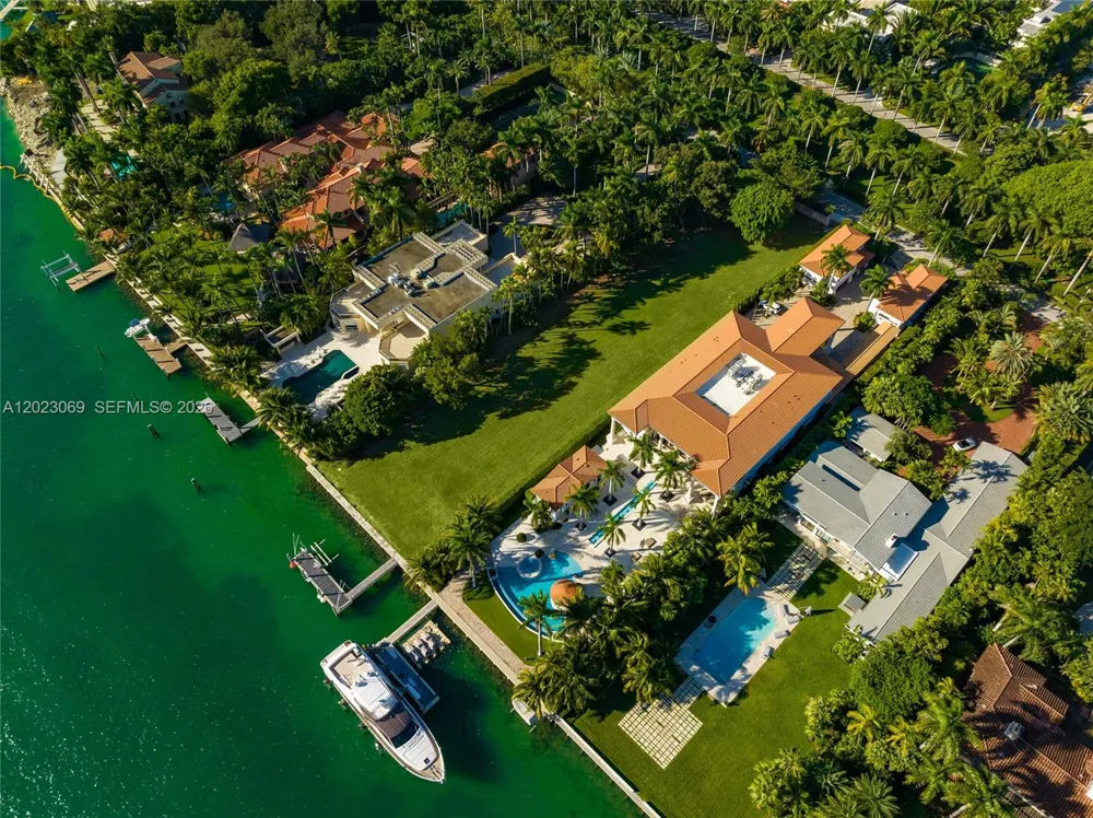 36 Star Island Dr Miami Beach, FL 33139