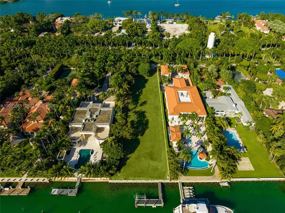 36 Star Island Dr Miami Beach, FL 33139