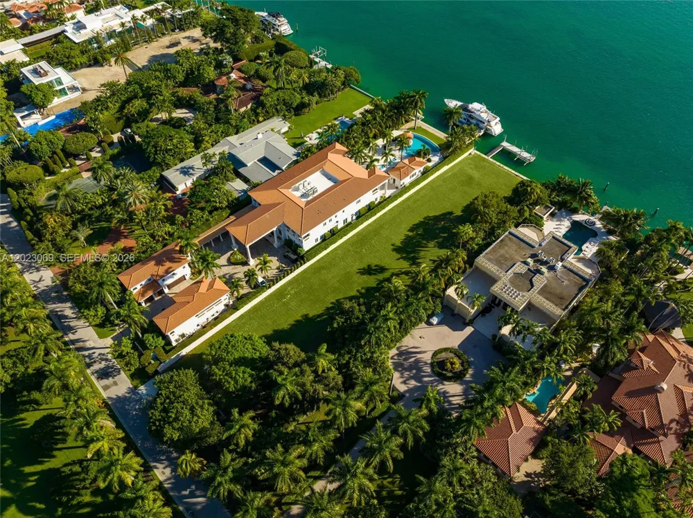 36 Star Island Dr Miami Beach, FL 33139
