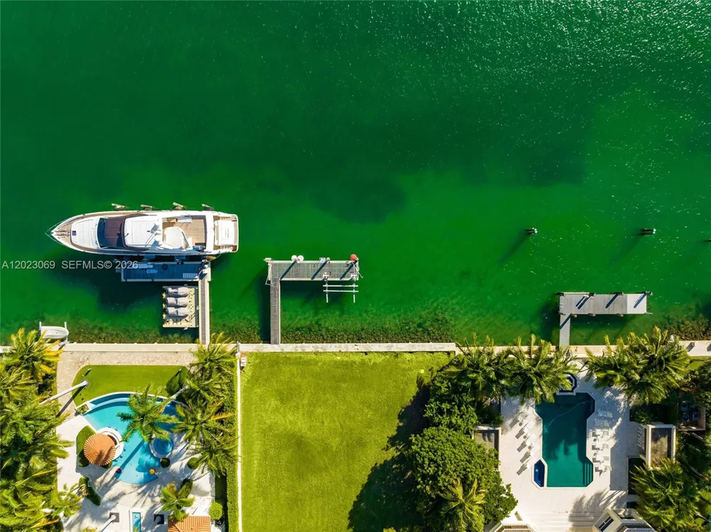 36 Star Island Dr Miami Beach, FL 33139