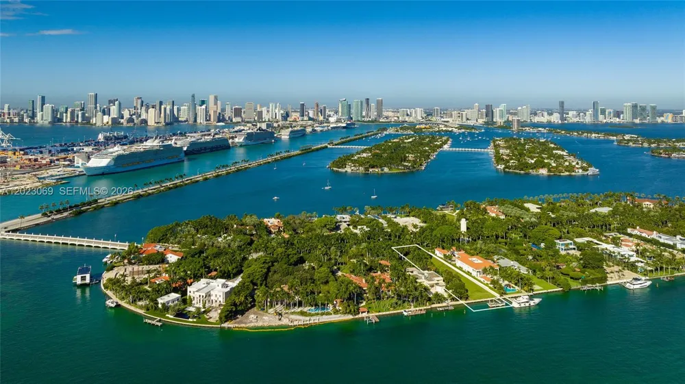 36 Star Island Dr Miami Beach, FL 33139