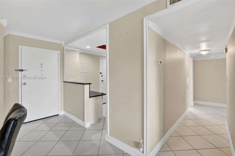 6600 Cypress Rd #504 Plantation, FL 33317